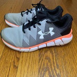 UNDER ARMOUR BGS X LEVEL SCRAMJET SHOE